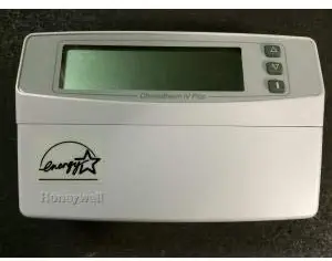 HONEYWELL T8600D2069 CHRONOTHERM IV PROGRAMMABLE THERMOSTAT 24VAC