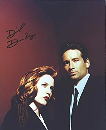 X Files T.V. Cast - Photograph Signed co-signed By: David Duchovny, Gillian Anderson