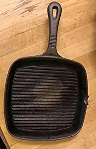 Vintage Benjamin and Medwin 9 Inch Cast Iron Bacon/Steak Griddle with Pour Spout