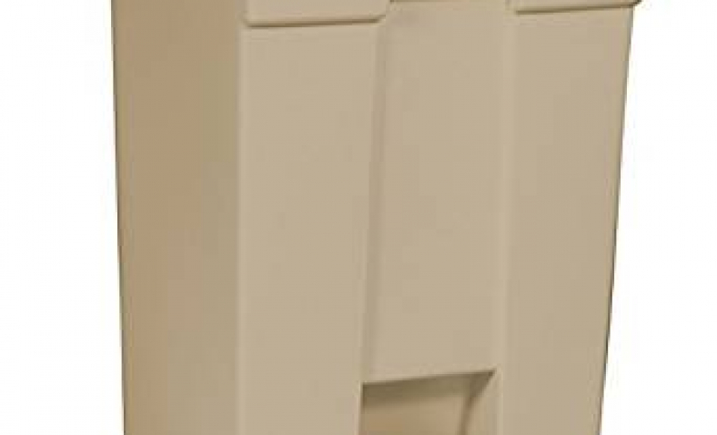Which Is The Best Rubbermaid Step On Trash Can